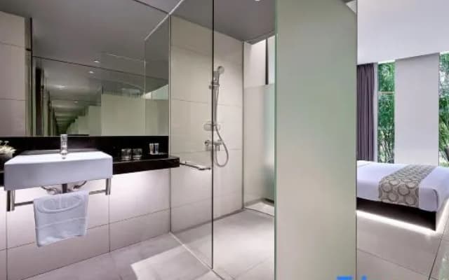 FM7 Resort Hotel - photo 5