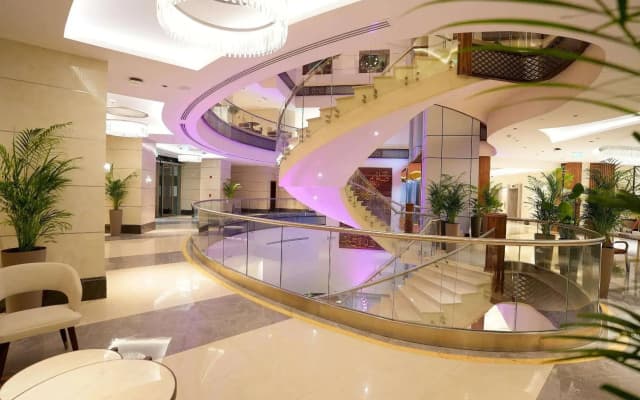 Peninsula Worth Hotel - photo 7
