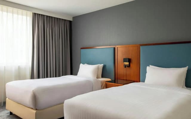 Courtyard by Marriott Paris Arcueil - photo 2