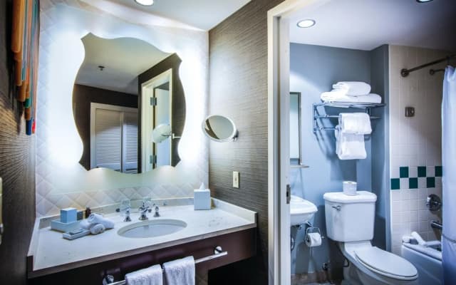 Universal's Hard Rock Hotel - photo 5