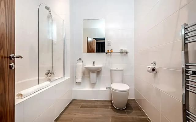 The Ainscow Hotel - photo 19