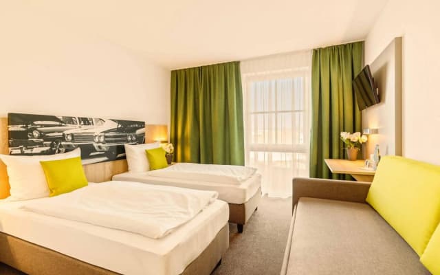 Courtyard by Marriott Munich City Center - photo 3