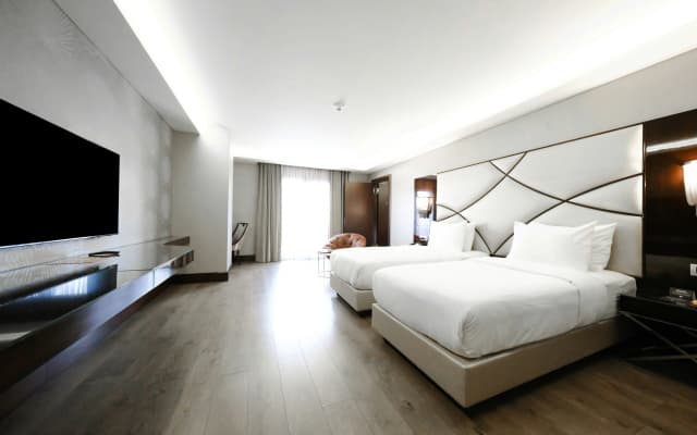 DoubleTree by Hilton Istanbul Gayrettepe - photo 6