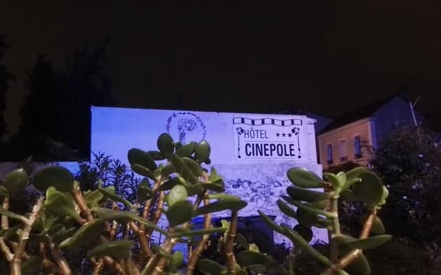 Hôtel Alliance - Proche Paris - photo 1