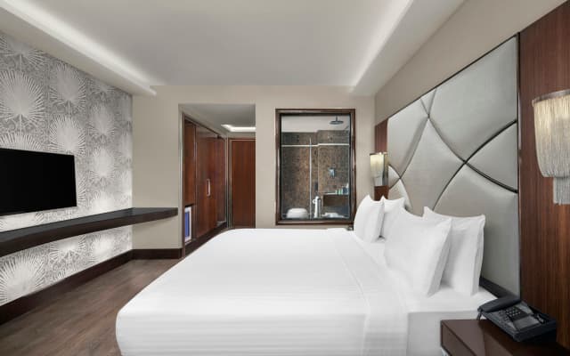 DoubleTree by Hilton Istanbul Gayrettepe - photo 2