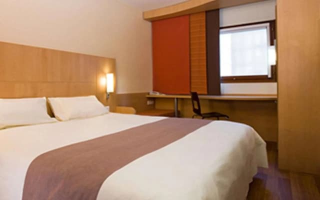 Ibis Gading Serpong - photo 4