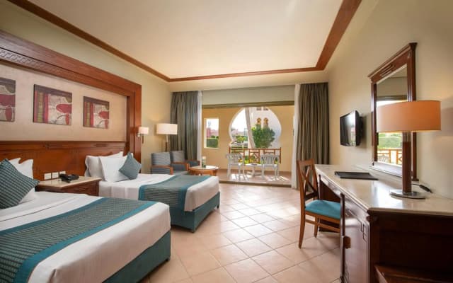 Charmillion Club Resort - photo 7