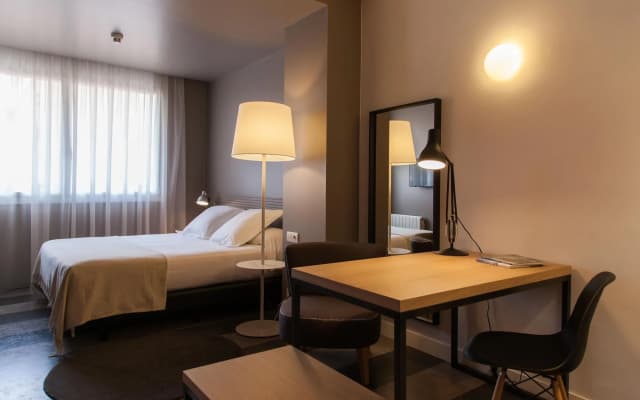 Sixties Ramblas Hotel - photo 8