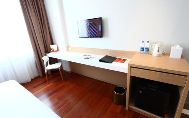 Citadines Connect Airport Jakarta - photo 5