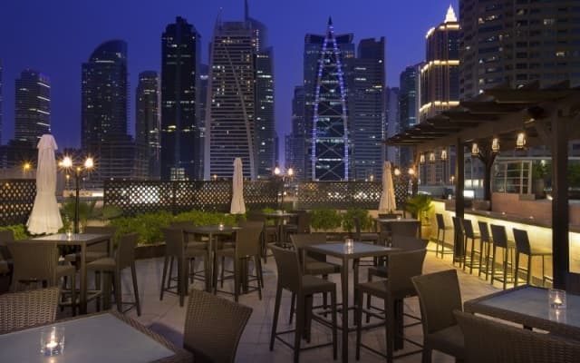 Mövenpick Jumeirah Lakes Towers Hotel - photo 2