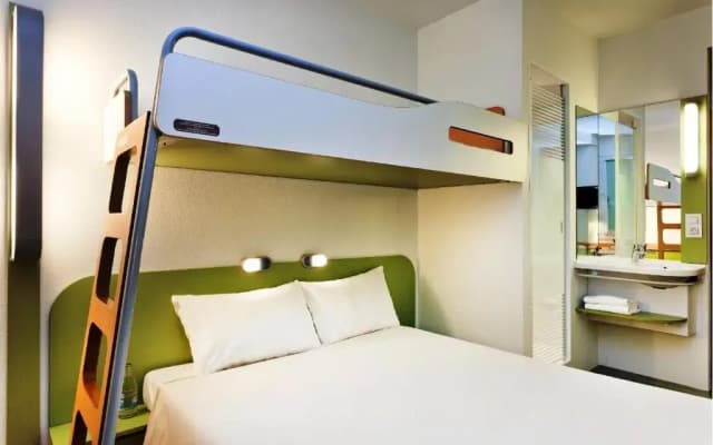 ibis budget Saint Maurice Hotel - photo 3