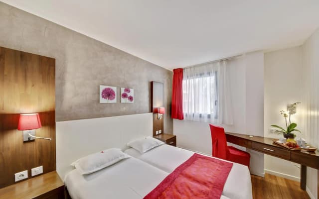 Hotel Paris Pacific - photo 3
