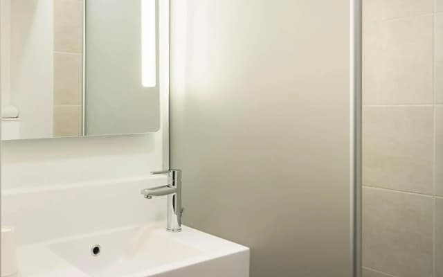 B&B HOTEL Paris Porte de Bagnolet - photo 2