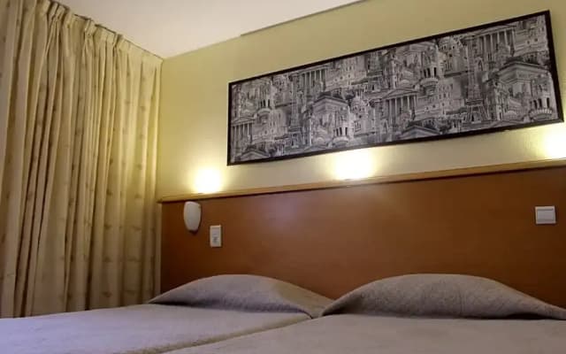 Euro Hôtel Paris Créteil - photo 2