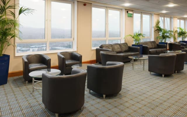 Holiday Inn Edinburgh by IHG - photo 2