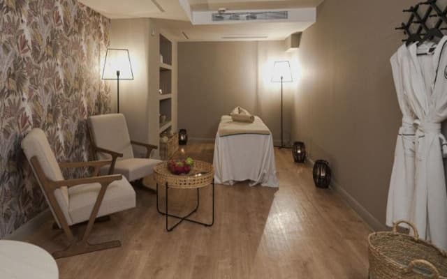 Casual Kubic Athens Hotel - photo 5