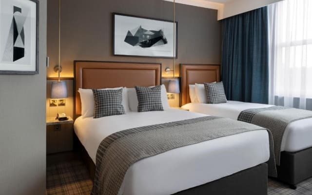 Leonardo Royal Hotel Edinburgh - photo 4