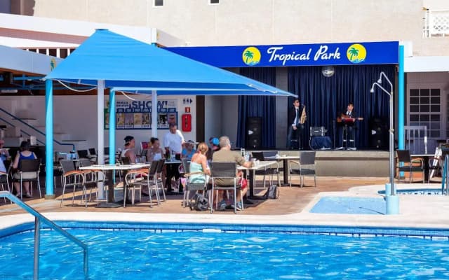 Hotel Tropical Park - photo 2