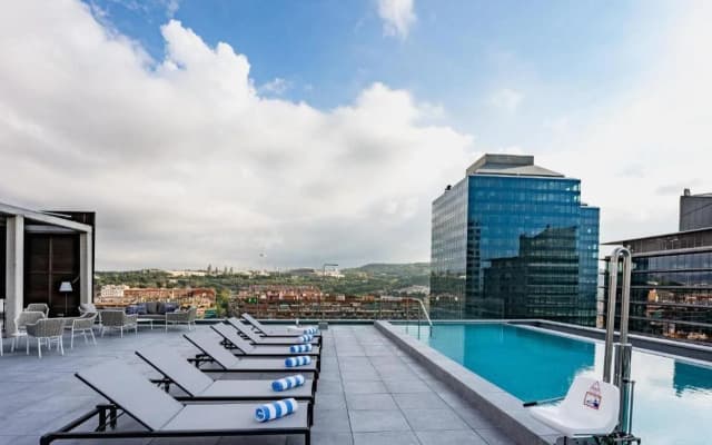 Leonardo Royal Hotel Barcelona Fira - photo 5