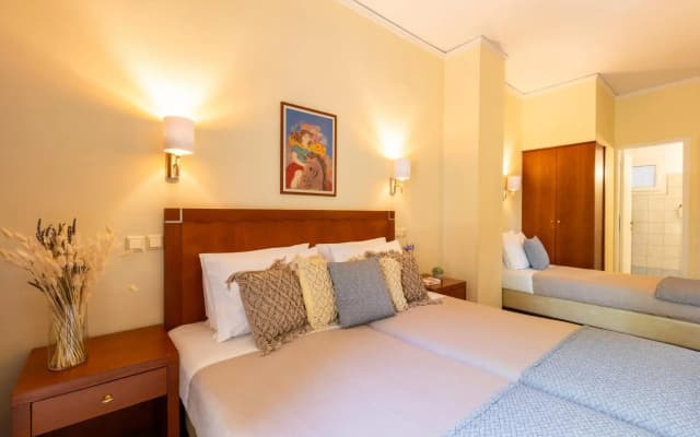 Marina Hotel  - photo 2