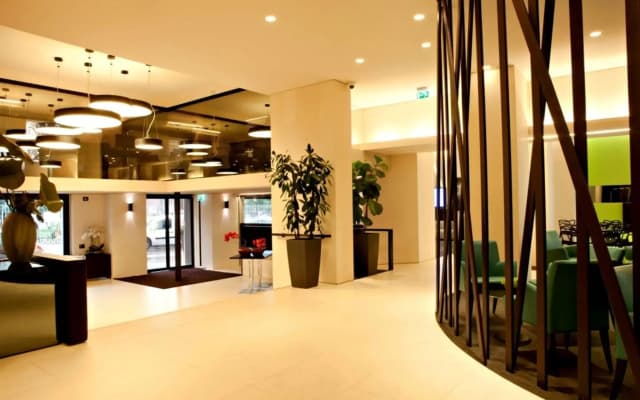 Manin Hotel - photo 2