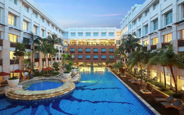 Novotel Jakarta Mangga Dua Square Hotel - photo 5