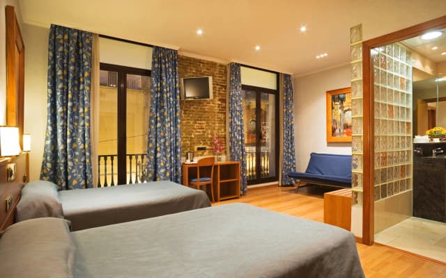 Leonardo Hotel Barcelona Las Ramblas - photo 5