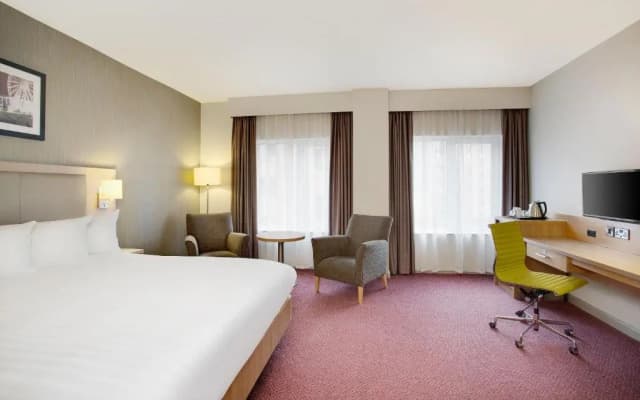 Leonardo Hotel Manchester Central - photo 2