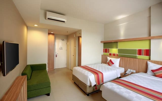 Kyriad Hotel Airport Jakarta - photo 4