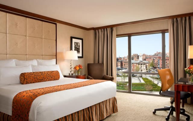Sheraton Grand Jakarta Gandaria City Hotel - photo 4
