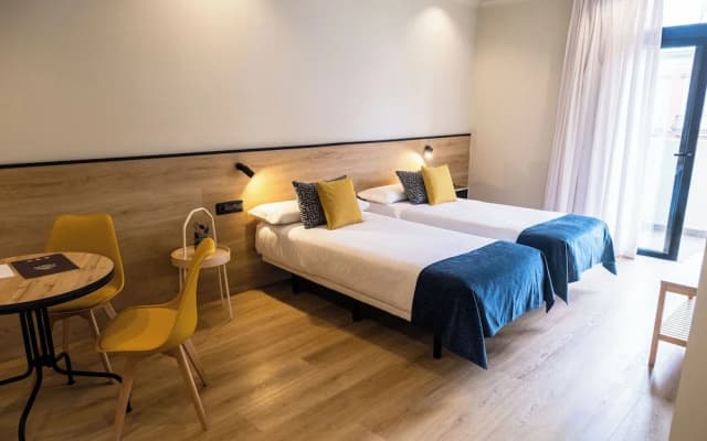 Hotel Adonis Capital - photo 10