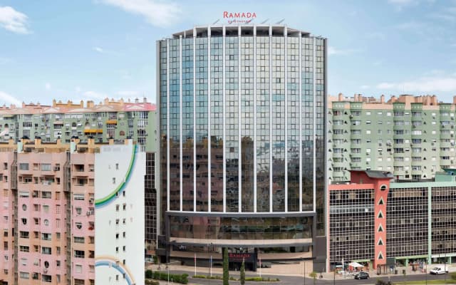 Ramada by Wyndham Lisbon - photo 5