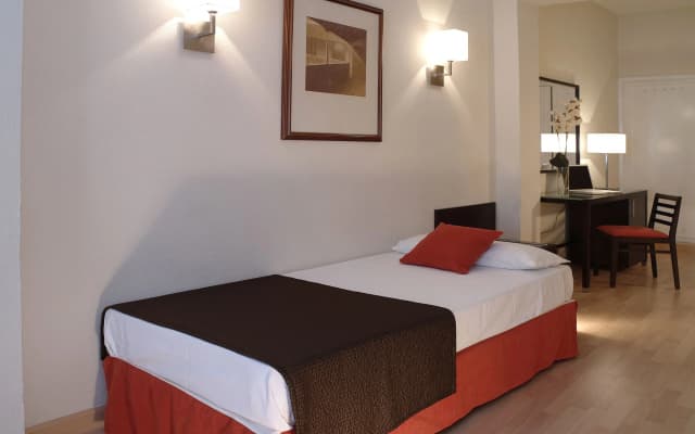 Hotel Adonis Pelinor - photo 2