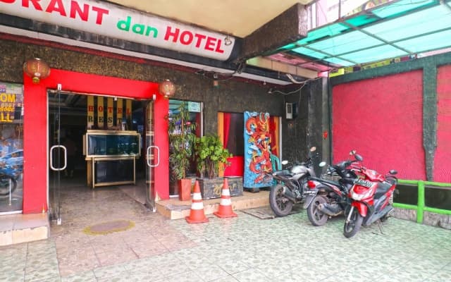 King Stone Hotel - photo 2