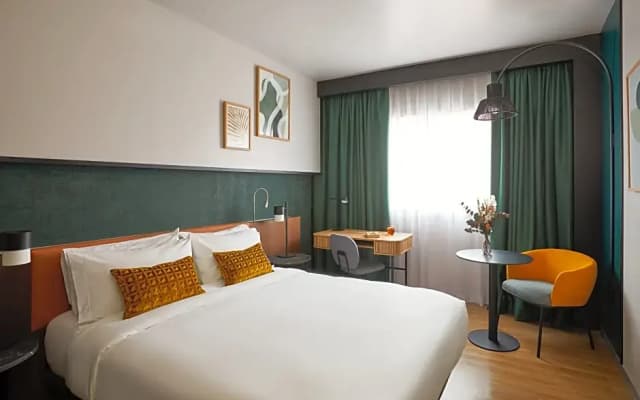 Crowne Plaza Madrid - Centre Retiro by IHG - photo 7