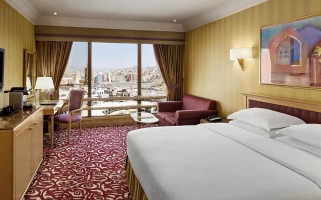 Makkah Hotel - photo 1
