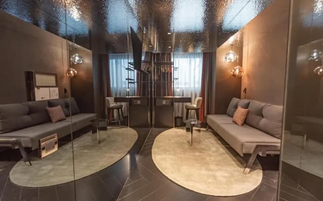 Adia Aluma Athens, Curio Collection By Hilton - photo 5