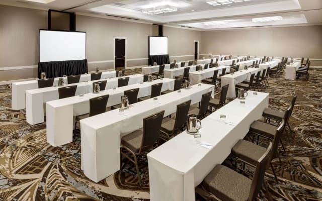 Embassy Suites by Hilton Orlando Lake Buena Vista Resort - photo 3