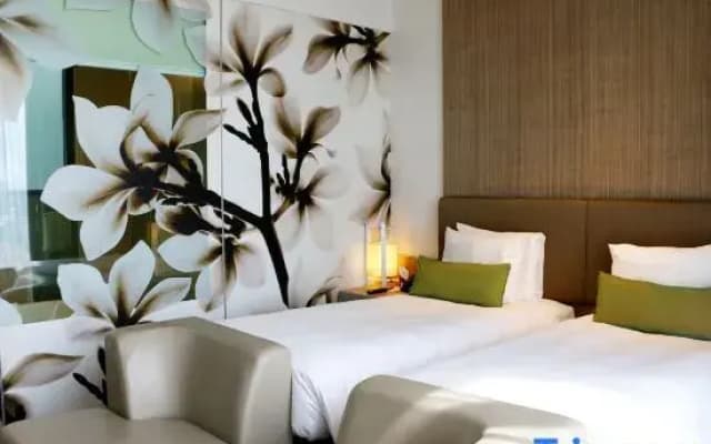 Crowne Plaza Changi Airport by IHG - photo 5