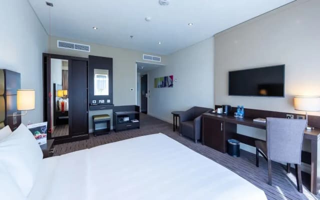 Premier Inn Doha Airport - photo 3