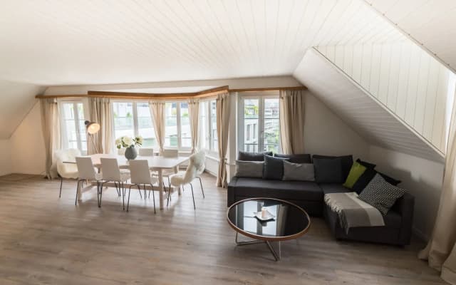 Löwenplatz Apartment near Station by Airhome - photo 2