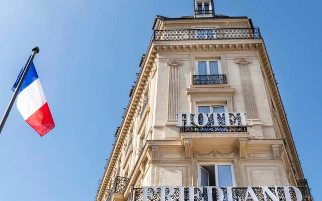 Hotel le Friedland - photo 4