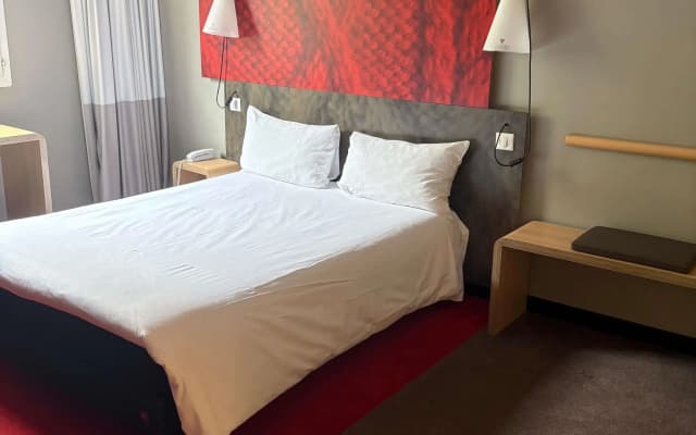 ibis Paris Défense Courbevoie - photo 4