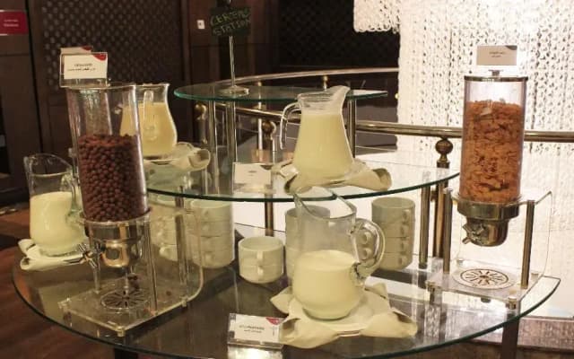 Crowne Plaza Madinah by IHG - photo 1
