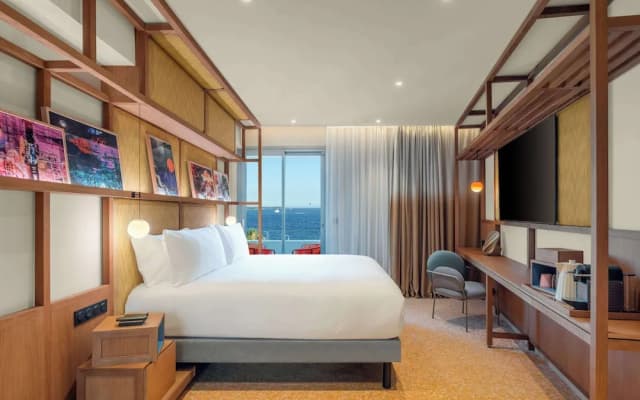 Canopy by Hilton Cannes - photo 2