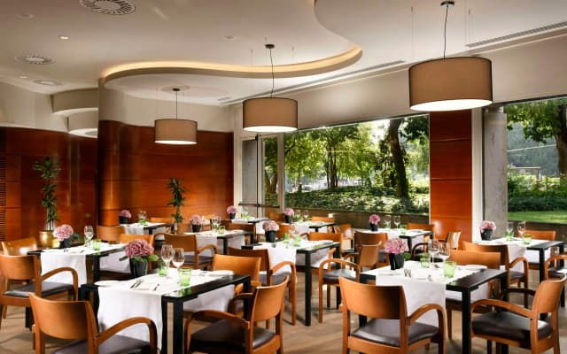Unahotels Cusani Milano - photo 4