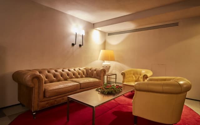 IH Hotels Milano Ambasciatori - photo 3