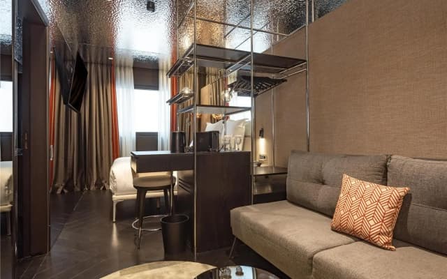 Adia Aluma Athens, Curio Collection By Hilton - photo 6