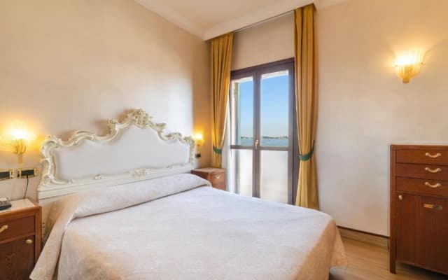 Hotel Panorama - photo 1