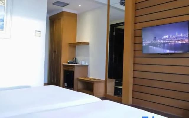 The Grantage Hotel & Sky Lounge - photo 7